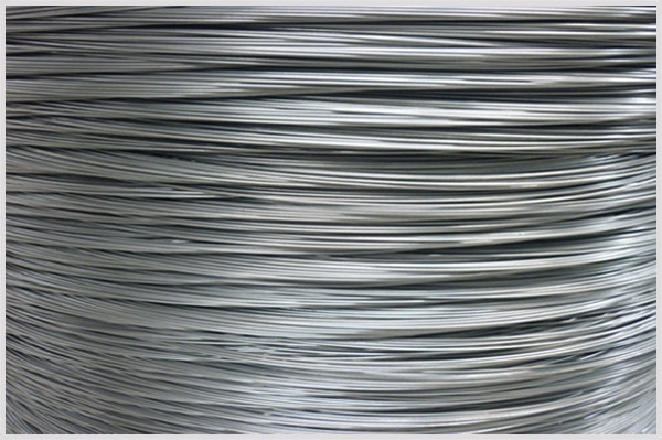 Galvanized high carbon steel wire